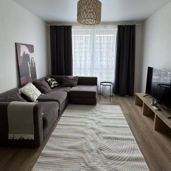 Сдается 2-х комнатная квартира, 66 м²