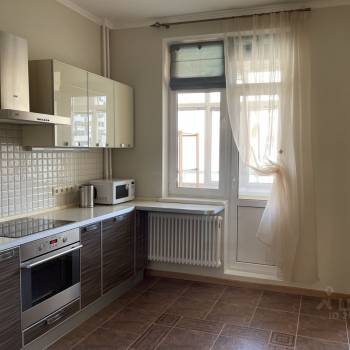 Сдается Многокомнатная квартира, 110 м²