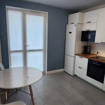 Сдается 1-комнатная квартира, 41 м²