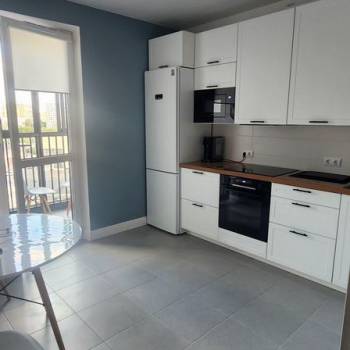 Сдается 1-комнатная квартира, 41 м²