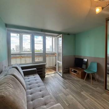 Сдается 1-комнатная квартира, 37 м²