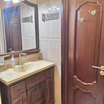 Продается Многокомнатная квартира, 124,1 м²