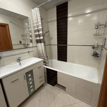 Сдается 1-комнатная квартира, 41 м²