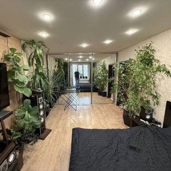 Продается 1-комнатная квартира, 37,6 м²