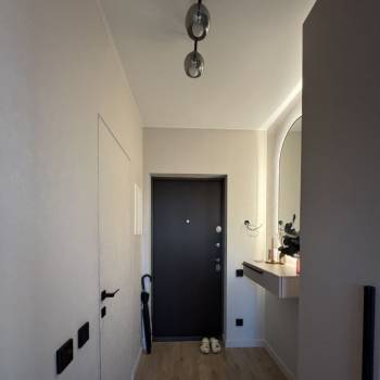 Продается 1-комнатная квартира, 32 м²
