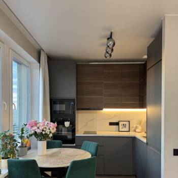 Продается 1-комнатная квартира, 32 м²