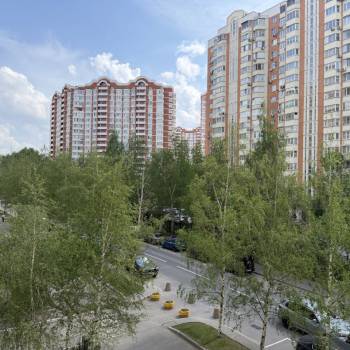 Продается 1-комнатная квартира, 52,2 м²