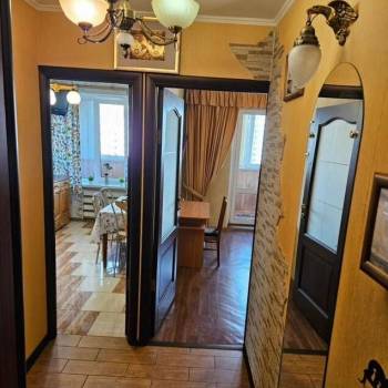 Сдается 1-комнатная квартира, 37 м²