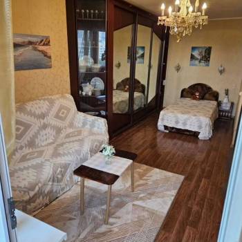 Сдается 1-комнатная квартира, 37 м²