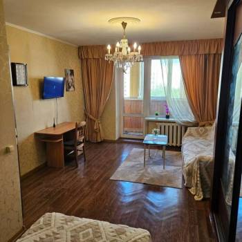 Сдается 1-комнатная квартира, 37 м²