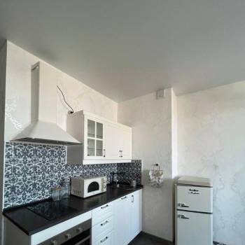 Сдается 1-комнатная квартира, 37,6 м²