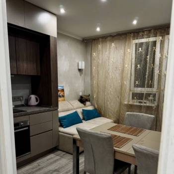 Продается 1-комнатная квартира, 40 м²