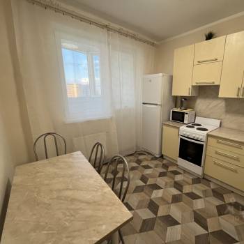 Сдается 2-х комнатная квартира, 60 м²