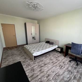 Сдается 2-х комнатная квартира, 60 м²