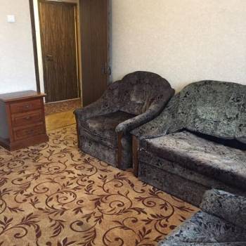 Сдается 1-комнатная квартира, 42 м²