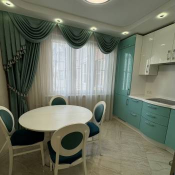 Сдается Многокомнатная квартира, 81 м²