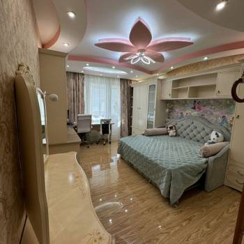 Сдается Многокомнатная квартира, 81 м²