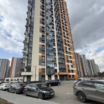 Сдается Нежилое помещение, 320 м²