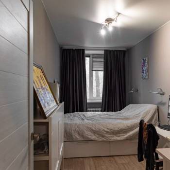 Продается 3-х комнатная квартира, 57 м²