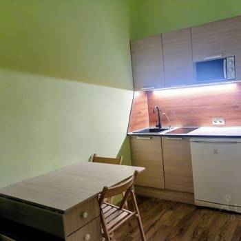 Продается 1-комнатная квартира, 15,2 м²