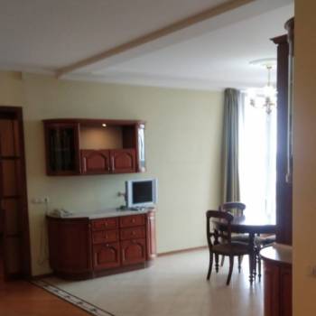 Продается Многокомнатная квартира, 180,5 м²