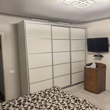 Продается Многокомнатная квартира, 112 м²