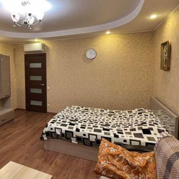 Сдается 1-комнатная квартира, 53 м²