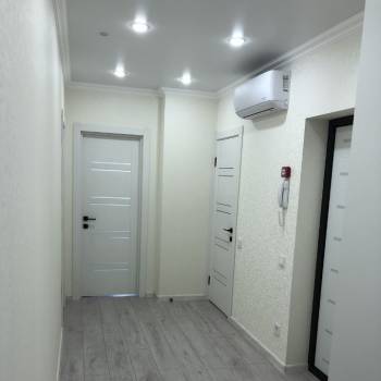 Сдается 2-х комнатная квартира, 75 м²