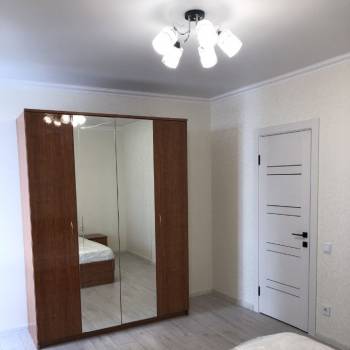Сдается 2-х комнатная квартира, 75 м²