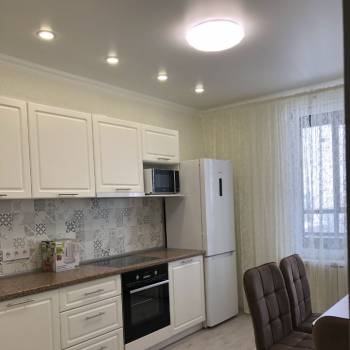 Сдается 2-х комнатная квартира, 75 м²