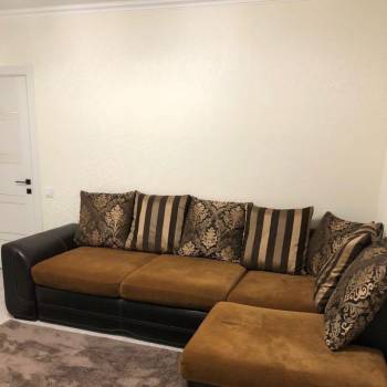 Сдается 2-х комнатная квартира, 75 м²