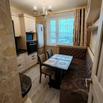 Сдается 1-комнатная квартира, 39 м²
