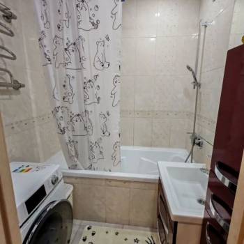 Сдается 1-комнатная квартира, 39 м²