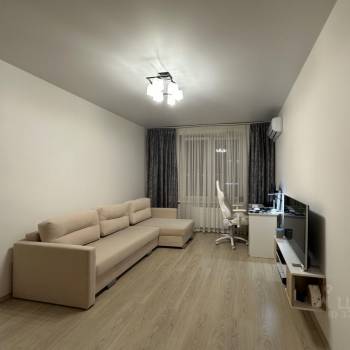 Продается 1-комнатная квартира, 36,7 м²