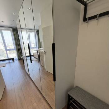 Продается 1-комнатная квартира, 18,2 м²
