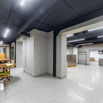 Продается Нежилое помещение, 147 м²