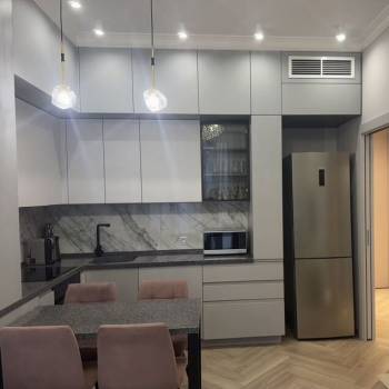 Сдается 1-комнатная квартира, 44 м²