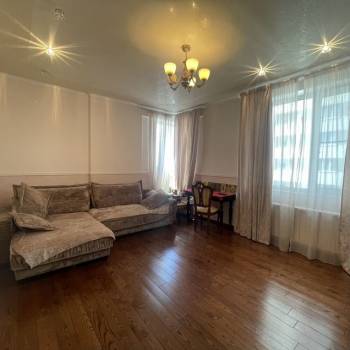 Продается 2-х комнатная квартира, 72,3 м²