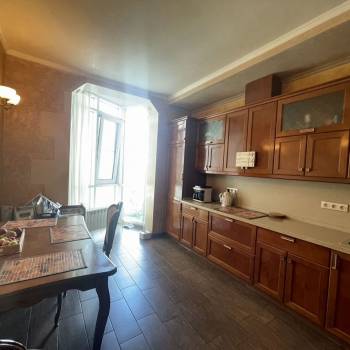 Продается 2-х комнатная квартира, 72,3 м²