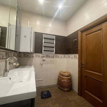 Продается 2-х комнатная квартира, 72,3 м²