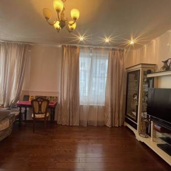 Продается 2-х комнатная квартира, 72,3 м²