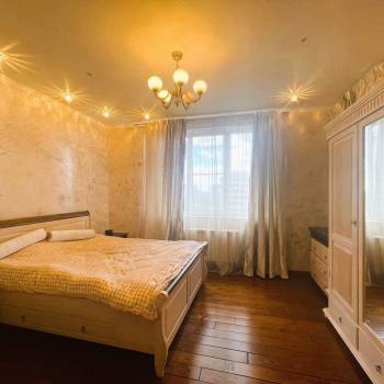 Продается 2-х комнатная квартира, 72,3 м²