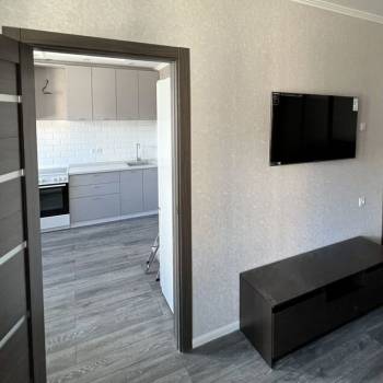Сдается 1-комнатная квартира, 39 м²