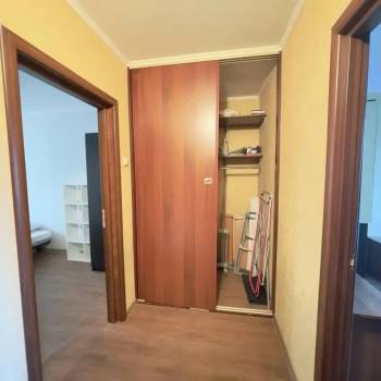 Продается 3-х комнатная квартира, 59 м²