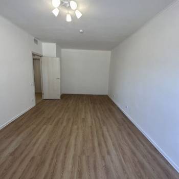 Продается 1-комнатная квартира, 40,3 м²