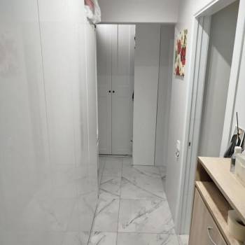 Продается 2-х комнатная квартира, 42 м²