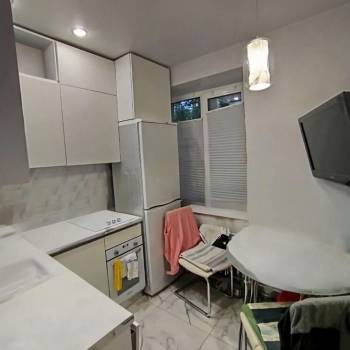 Продается 2-х комнатная квартира, 42 м²