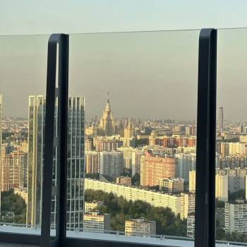 Сдается 1-комнатная квартира, 69,3 м²