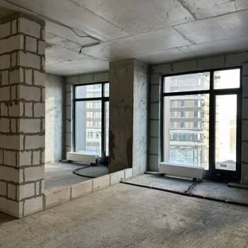 Сдается 1-комнатная квартира, 69,3 м²
