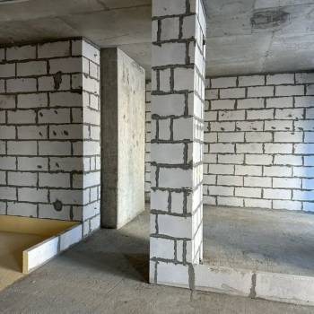 Сдается 1-комнатная квартира, 69,3 м²